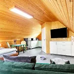 Holiday home Holzhaus Am Waldrand