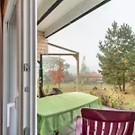 Holzhaus Am Waldrand *