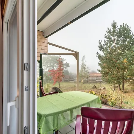 Vakantiehuis Holzhaus Am Waldrand