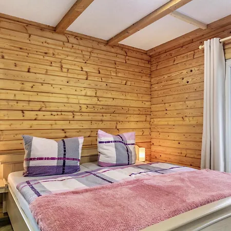 Holzhaus Am Waldrand Niederfinow