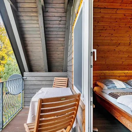 Feriehus Holzhaus Am Waldrand *