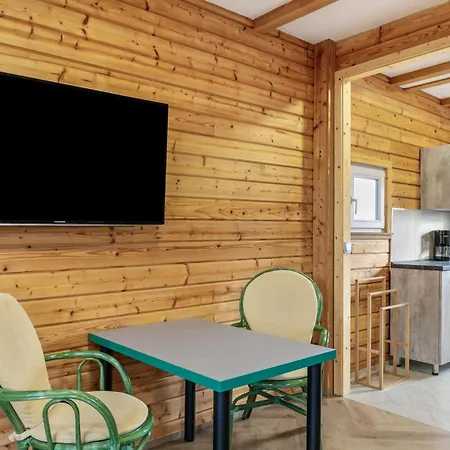 Feriehus Holzhaus Am Waldrand